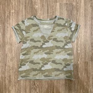 American Eagle Camo Cut Out V Neck T-Shirt